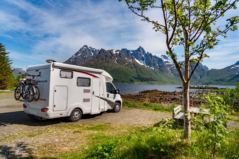 RV Overlooking a Mountain and Lake | Boat Loan