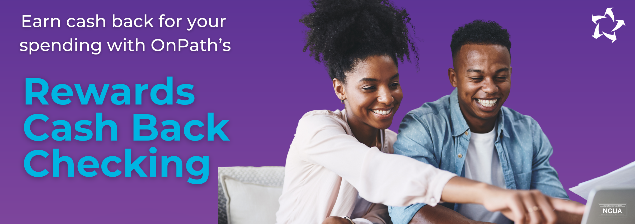 Mom and son looking at a laptop- Rewards Cashback Checking